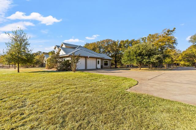 613 Bone Road, Valley Mills, TX 76689