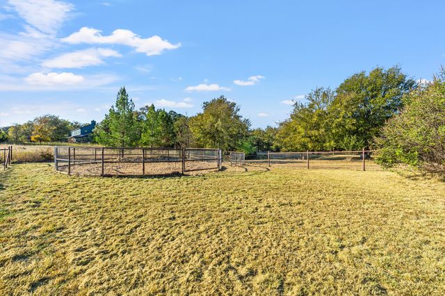 613 Bone Road, Valley Mills, TX 76689