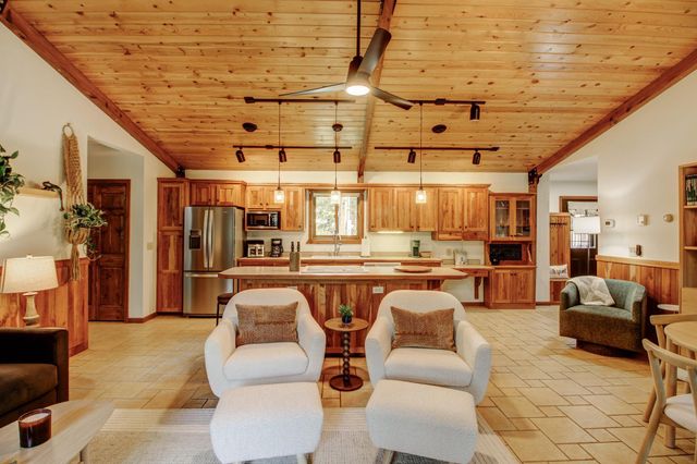 1935 White Pine Point Road SW, Pine River, MN 56474