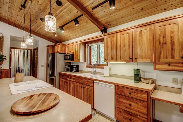 1935 White Pine Point Road SW, Pine River, MN 56474