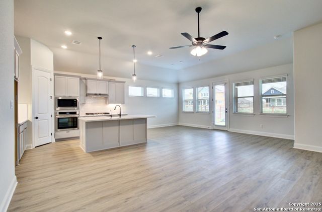 12197 Heartvine Parkway, Schertz, TX 78154