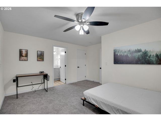 680 Sw WILLOW CREEK Dr, Beaverton, OR 97003