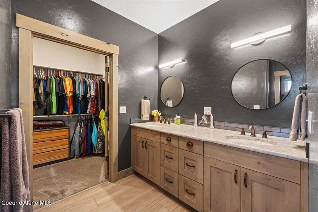 145 E HANLEY AVE, Dalton Gardens, ID 83815