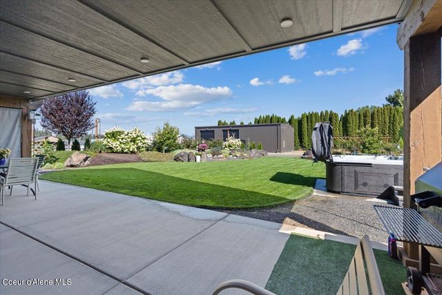 145 E HANLEY AVE, Dalton Gardens, ID 83815