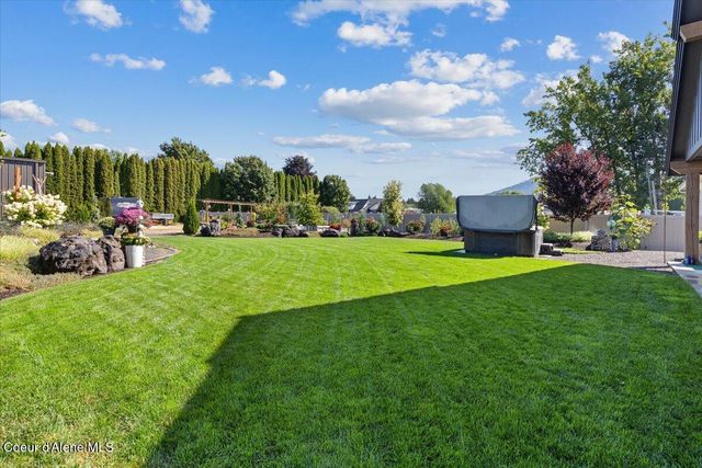 145 E HANLEY AVE, Dalton Gardens, ID 83815