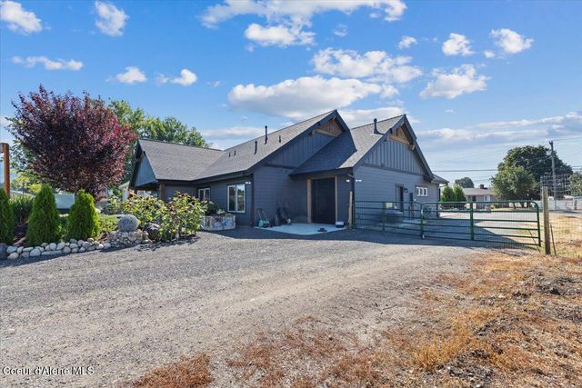 145 E HANLEY AVE, Dalton Gardens, ID 83815