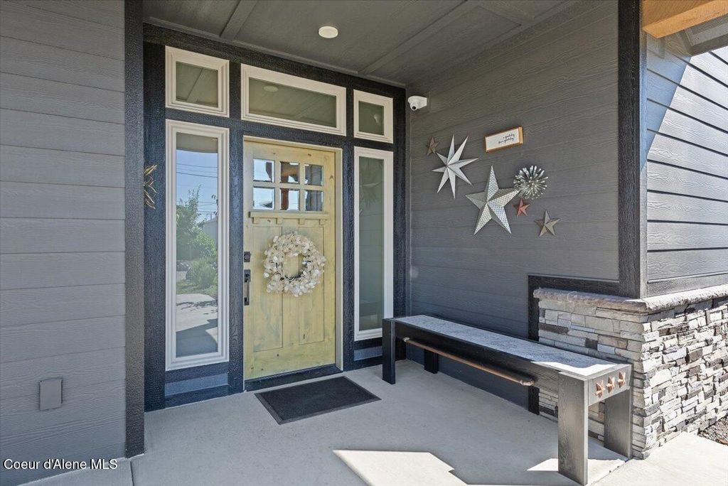 145 E HANLEY AVE, Dalton Gardens, ID 83815 photo 3