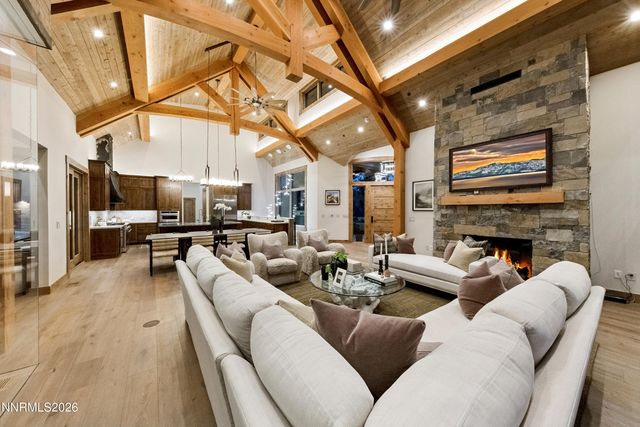 195 Cartwright Court, Carson City, NV 89705