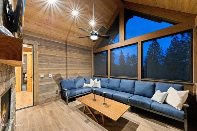 195 Cartwright Court, Carson City, NV 89705