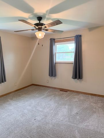 965 E Remus Road, Mount Pleasant, MI 48858