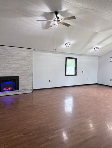 965 E Remus Road, Mount Pleasant, MI 48858