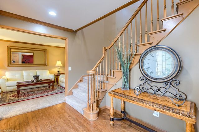 11523 Kings Coach Road, Grand Blanc, MI 48439