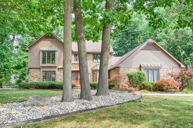 11523 Kings Coach Road, Grand Blanc, MI 48439
