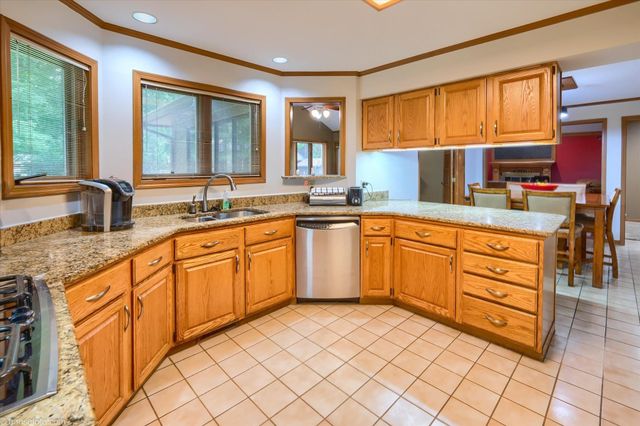 11523 Kings Coach Road, Grand Blanc, MI 48439