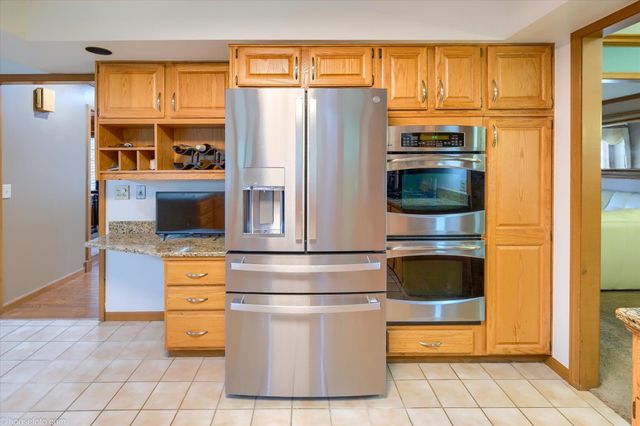 11523 Kings Coach Road, Grand Blanc, MI 48439