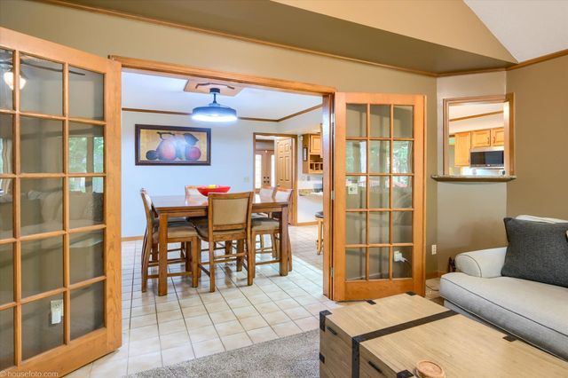 11523 Kings Coach Road, Grand Blanc, MI 48439