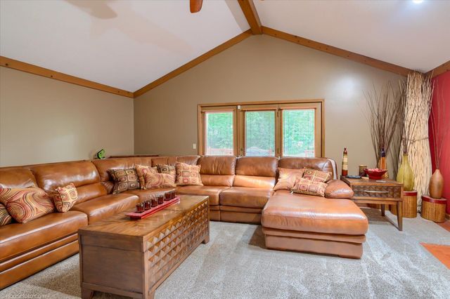 11523 Kings Coach Road, Grand Blanc, MI 48439