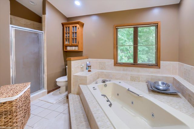 11523 Kings Coach Road, Grand Blanc, MI 48439