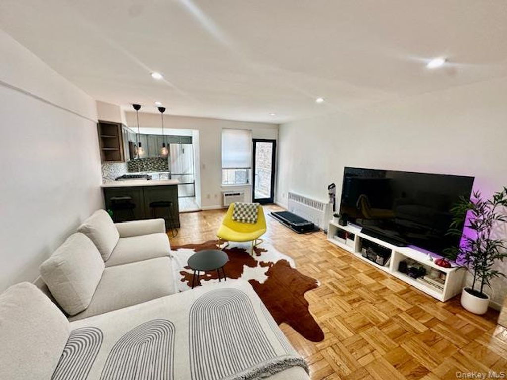 250 N Broadway 6J, Yonkers, NY 10701