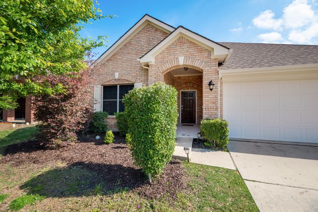 2404 Castle Creek Drive, Little Elm, TX 75068