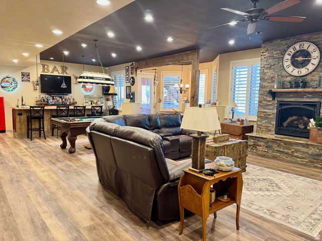 15319 S INDIAN PAINT CIR, Bluffdale, UT 84065