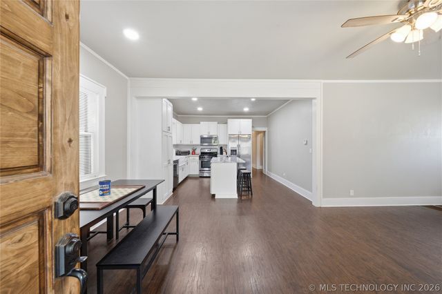 1420 E 8th Street, Okmulgee, OK 74447