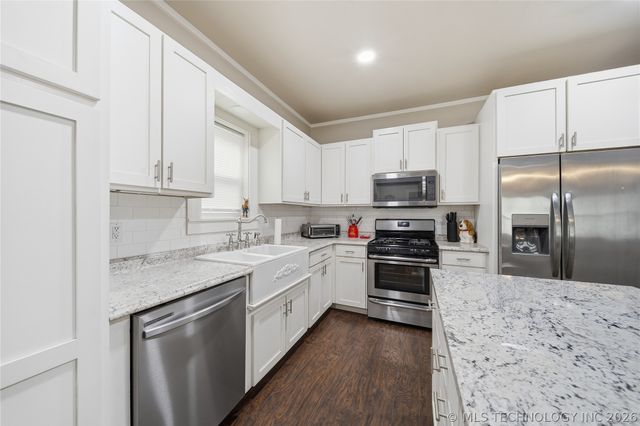 1420 E 8th Street, Okmulgee, OK 74447