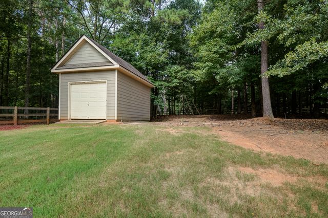 75 Drews Ridge Drive, Newnan, GA 30263