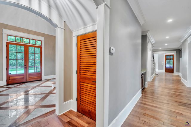 97 Southshore Court, Bonaire, GA 31005