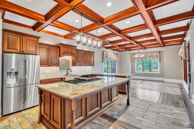 97 Southshore Court, Bonaire, GA 31005