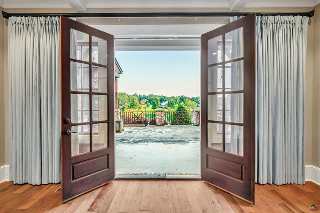 97 Southshore Court, Bonaire, GA 31005