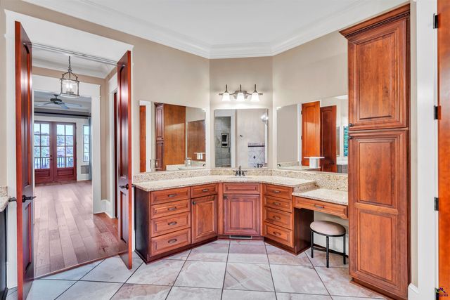 97 Southshore Court, Bonaire, GA 31005