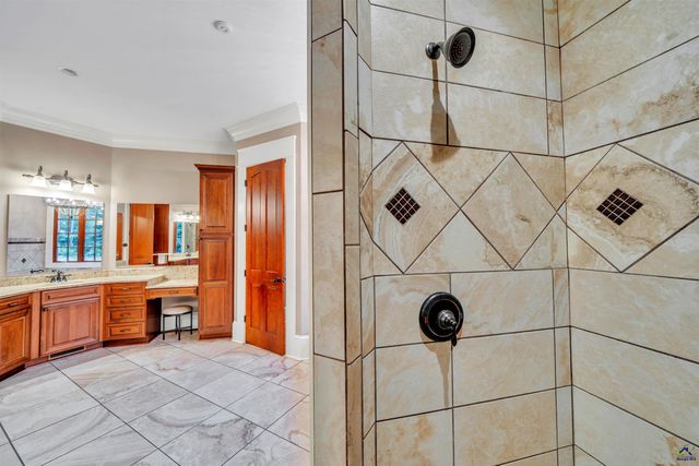 97 Southshore Court, Bonaire, GA 31005