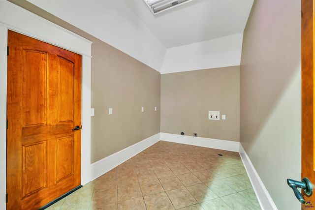 97 Southshore Court, Bonaire, GA 31005