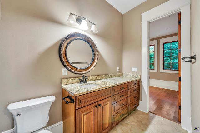 97 Southshore Court, Bonaire, GA 31005