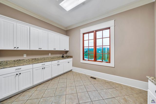 97 Southshore Court, Bonaire, GA 31005