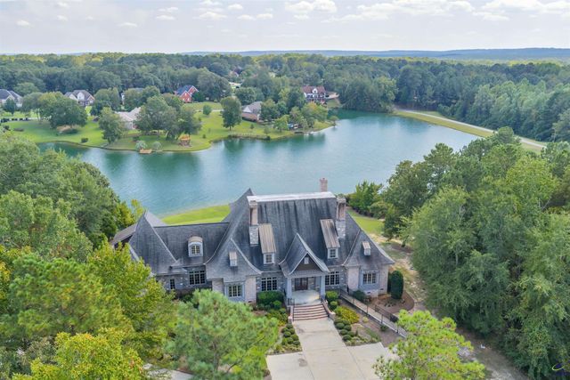 97 Southshore Court, Bonaire, GA 31005