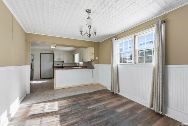 725 S Main Street, Kendallville, IN 46755