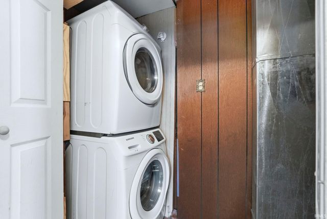 725 S Main Street, Kendallville, IN 46755