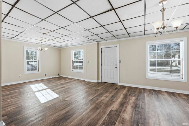 725 S Main Street, Kendallville, IN 46755