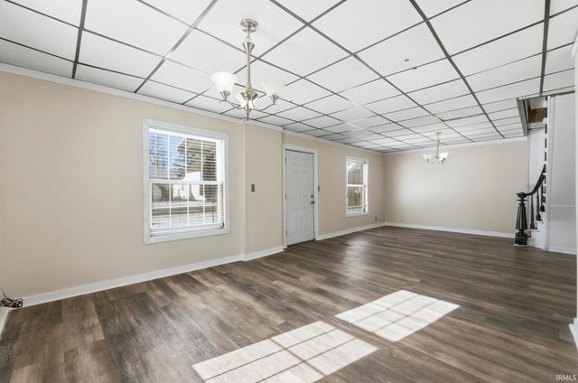 725 S Main Street, Kendallville, IN 46755