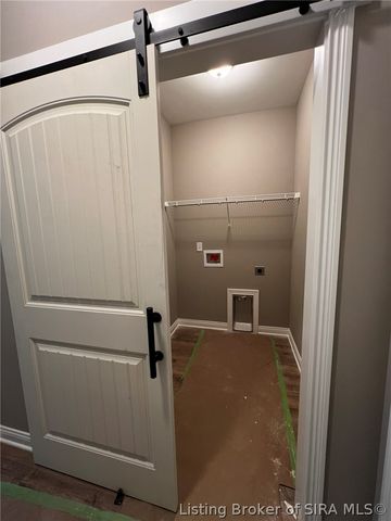 826 Kings Court, Memphis, IN 47143