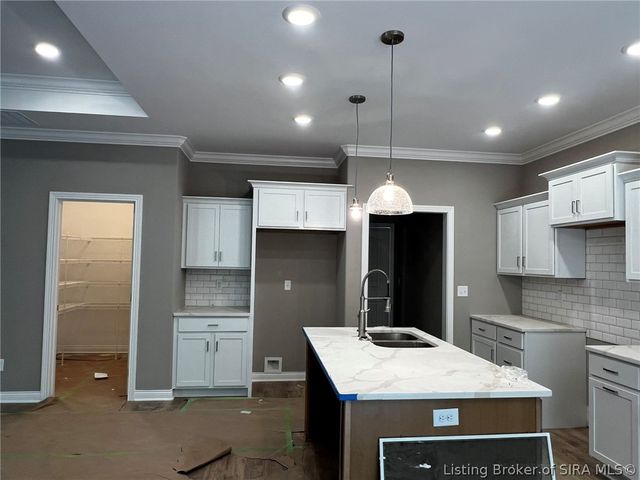 826 Kings Court, Memphis, IN 47143
