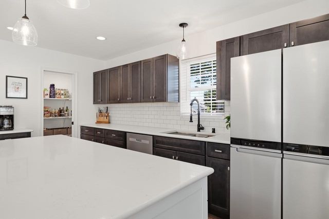 3677 E Carpenter AVENUE, Cudahy, WI 53110