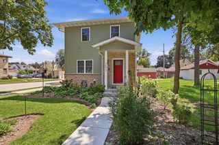 3677 E Carpenter AVENUE, Cudahy, WI 53110