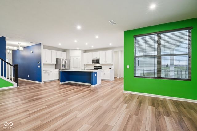 6843 Sable Point Drive, Brownsburg, IN 46112