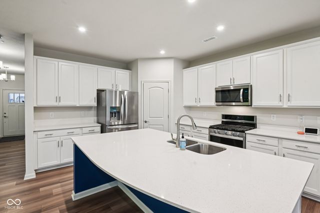 6843 Sable Point Drive, Brownsburg, IN 46112