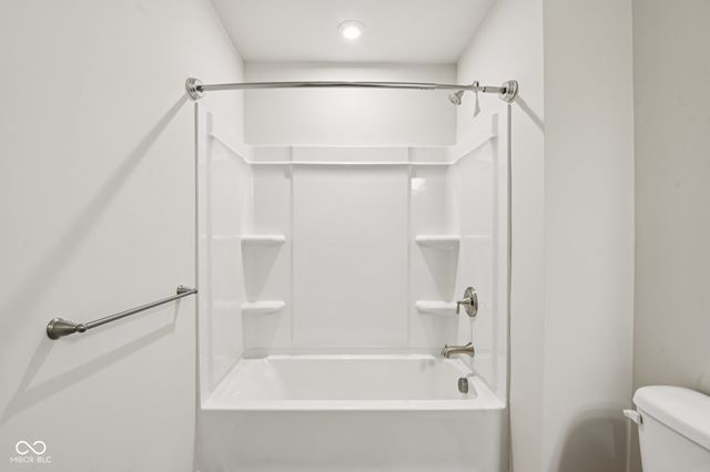 6843 Sable Point Drive, Brownsburg, IN 46112