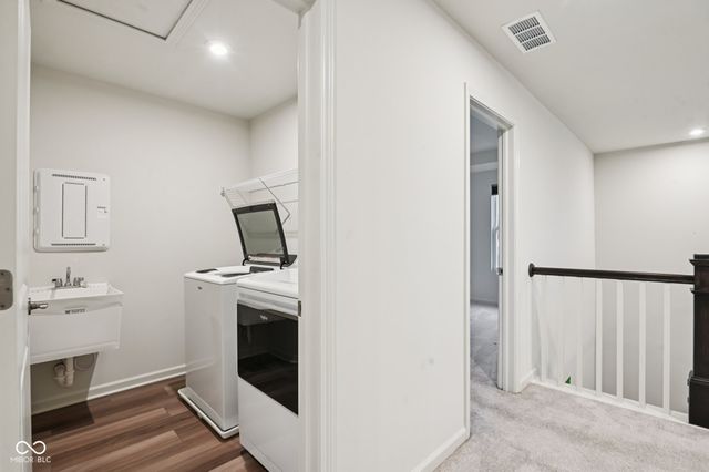 6843 Sable Point Drive, Brownsburg, IN 46112