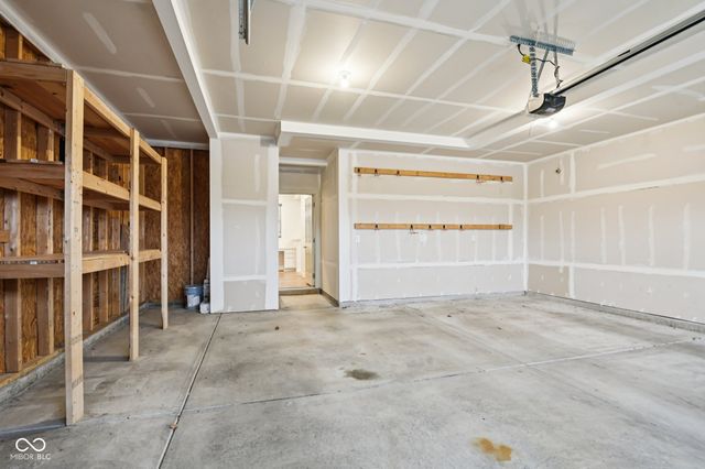 6843 Sable Point Drive, Brownsburg, IN 46112